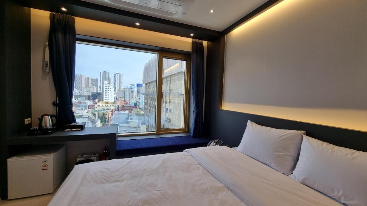 Gold Stone Hotel Busan Extérieur photo