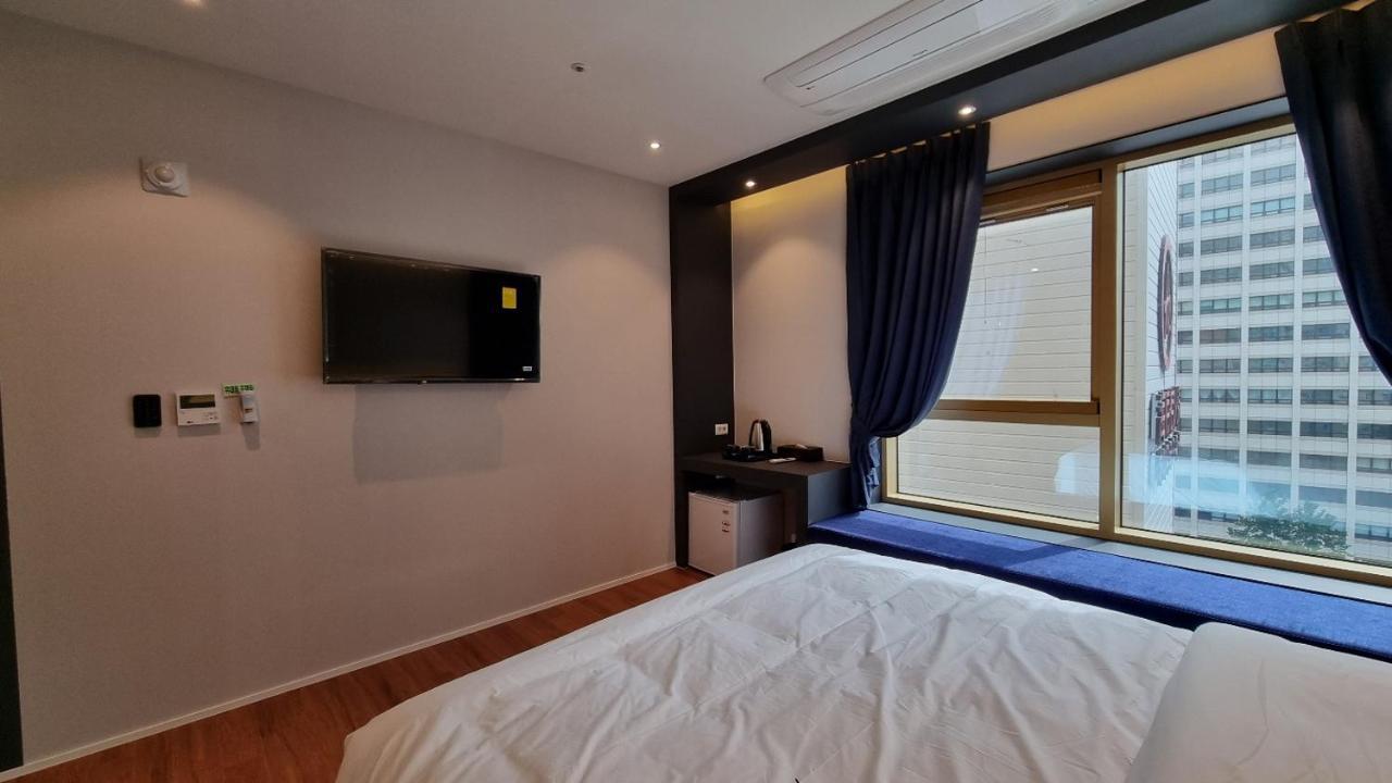 Gold Stone Hotel Busan Extérieur photo