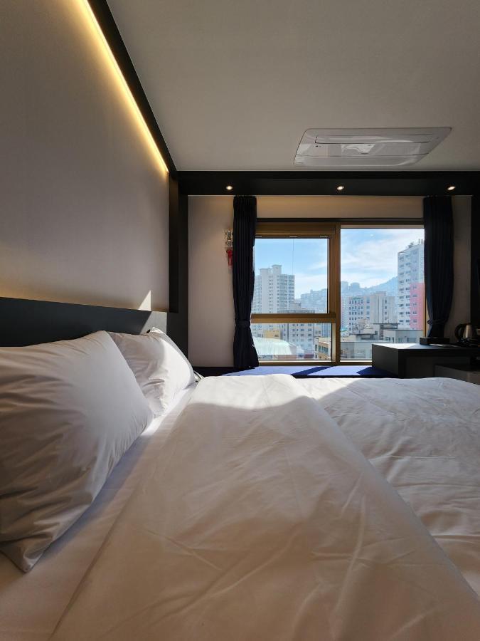 Gold Stone Hotel Busan Extérieur photo