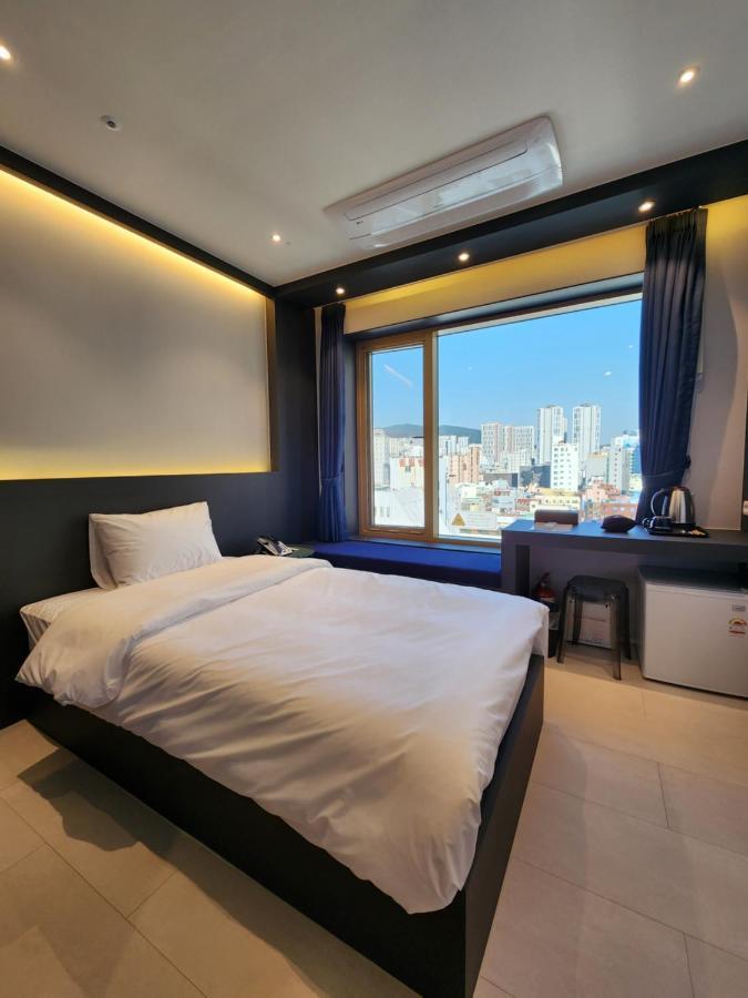 Gold Stone Hotel Busan Extérieur photo